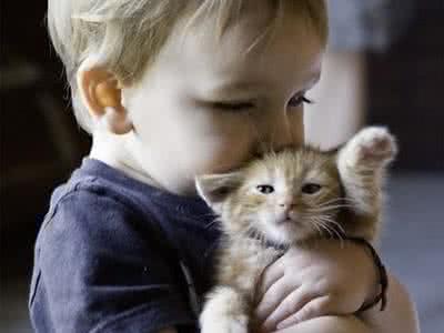 小孩自闭症会有哪些症状表现