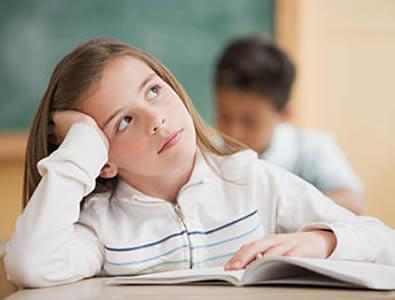 多动症患儿容易出现的情感和行为异常